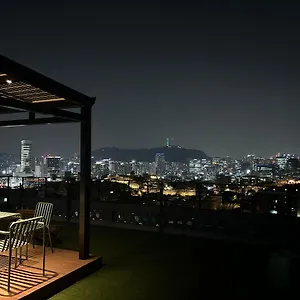 アパート Naksan Balcony